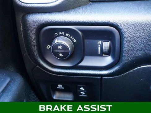 Used 2022 RAM 1500 Big Horn image 25