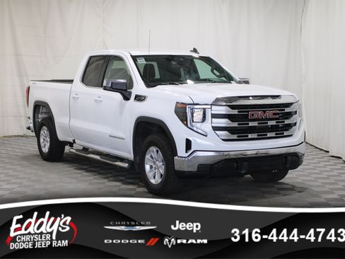Used 2023 GMC Sierra 1500 SLE AWD/4WD image 1