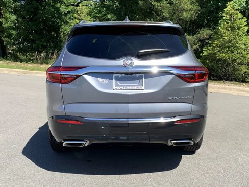 Used 2019 Buick Enclave Avenir w/ Avenir Technology Package FWD image 6