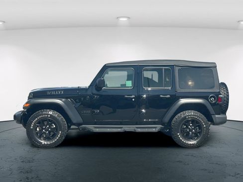 Used 2022 Jeep Wrangler Unlimited Sport image 3