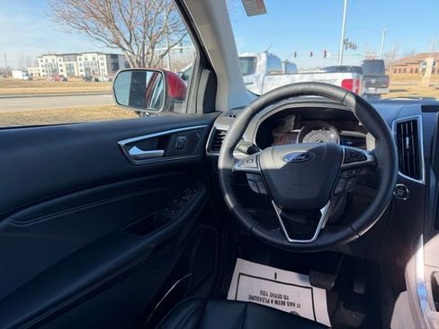 Certified 2022 Ford Edge Titanium image 16
