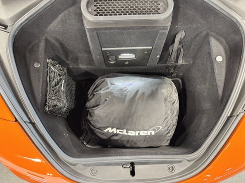 Used 2019 McLaren 720S image 30