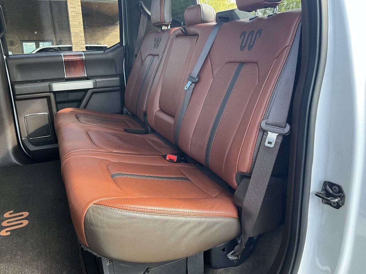 Used 2018 Ford F250 King Ranch w/ King Ranch Ultimate Package AWD/4WD image 11