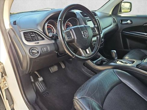 Used 2019 Dodge Journey Crossroad FWD image 9