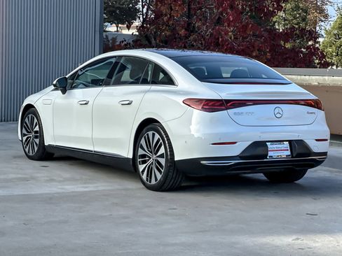 Used 2023 Mercedes-Benz EQE 500 4MATIC Sedan image 3