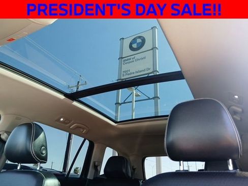 Used 2021 Volkswagen Atlas SE w/ Panoramic Sunroof Package image 30