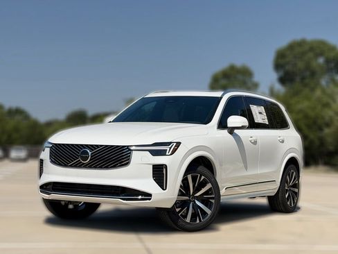 New 2026 Volvo XC90 B5 Core AWD/4WD image 2