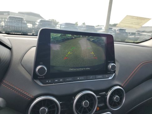 New 2025 Nissan Sentra SR w/ Midnight Edition image 16