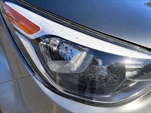 Used 2018 Kia Soul + image 26