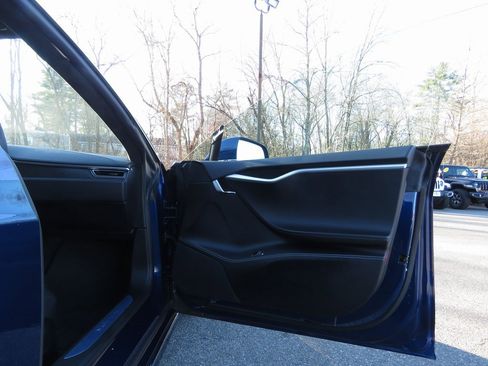 Used 2018 Tesla Model S 75D image 12