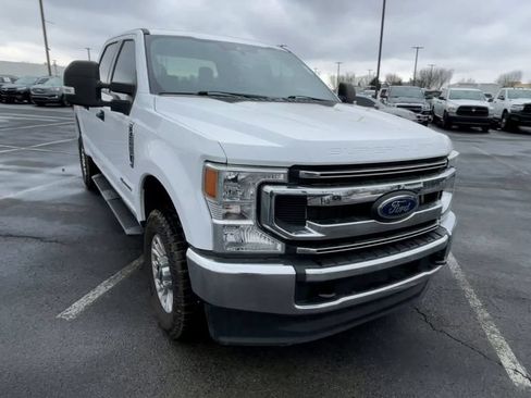 Used 2022 Ford F250 XLT AWD/4WD image 4