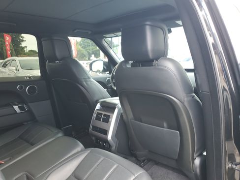 Used 2019 Land Rover Range Rover Sport HSE image 38