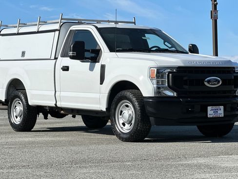 Used 2022 Ford F350 XL w/ Power Equipment Group RWD image 7