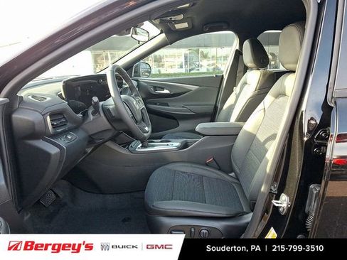 New 2026 Buick Envista Sport Touring FWD image 10