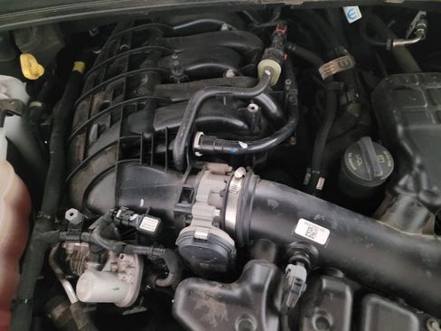 Used 2023 Jeep Grand Cherokee L Limited RWD image 30