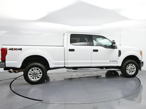 Used 2017 Ford F250 XLT AWD/4WD image 8
