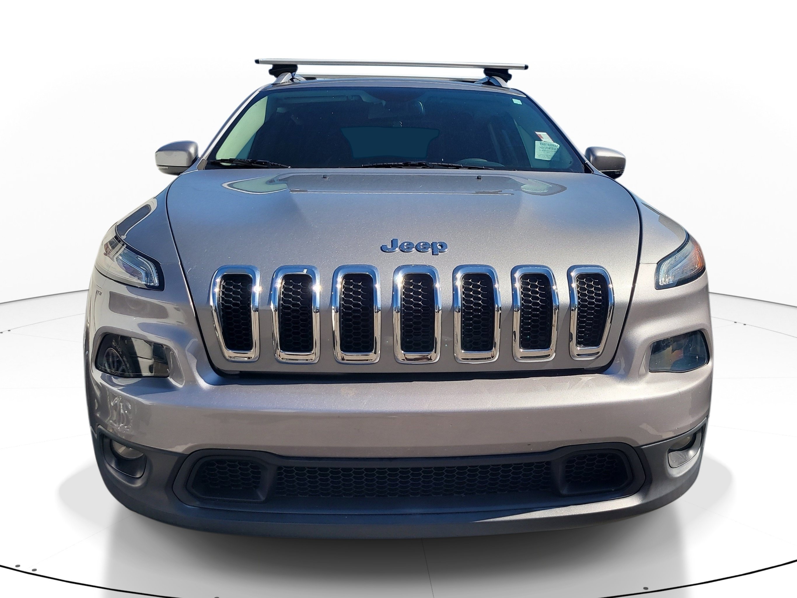 Used 2017 Jeep Cherokee Latitude w/ Safety/Convenience Group AWD/4WD image 2