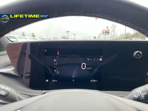 Used 2024 Buick Envista Preferred w/ Convenience I Package image 21