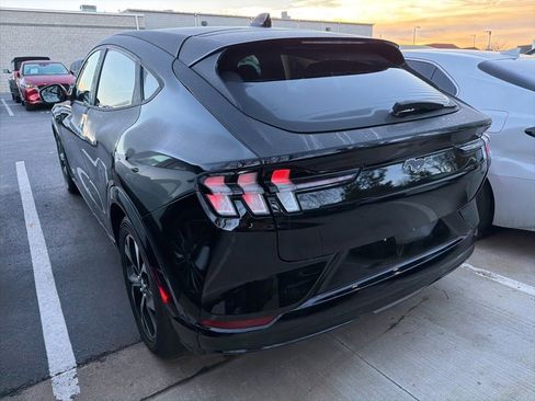 Used 2022 Ford Mustang Mach-E Premium image 4