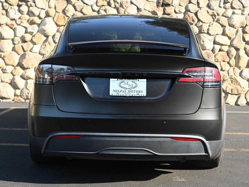 Used 2022 Tesla Model X AWD/4WD image 2