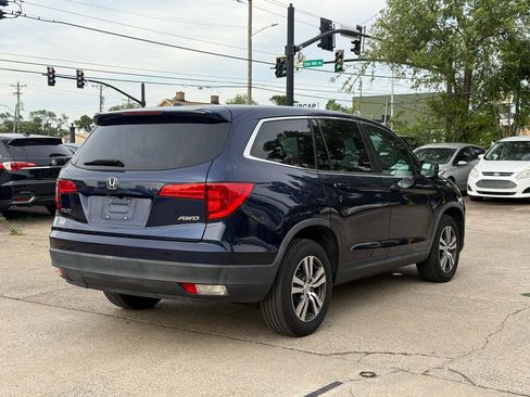 Used 2017 Honda Pilot EX image 5