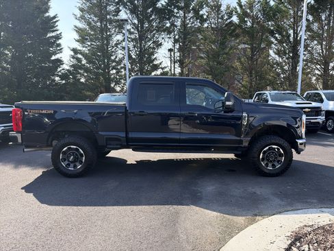 Used 2024 Ford F250 XLT w/ Tremor Off-Road Package AWD/4WD image 11