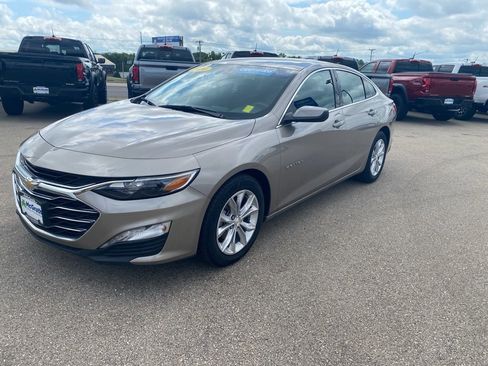 Used 2024 Chevrolet Malibu LT image 7