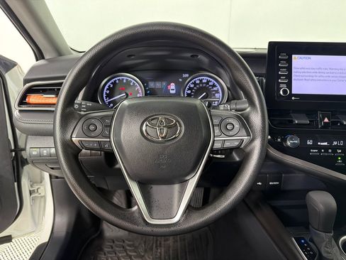 Used 2023 Toyota Camry LE AWD/4WD image 13
