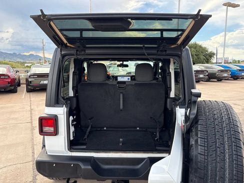 Used 2024 Jeep Wrangler Sport AWD/4WD image 34