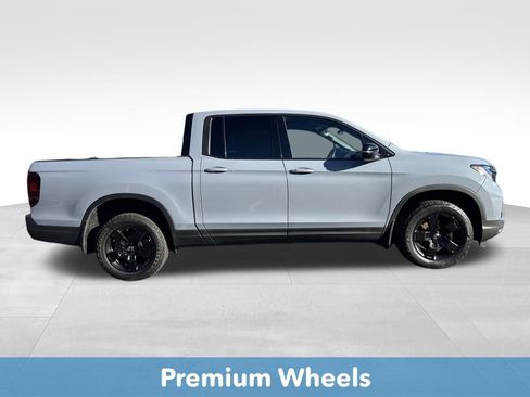 Used 2024 Honda Ridgeline Black Edition image 9