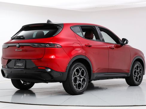 New 2026 Alfa Romeo Tonale w/ Red Premium Package AWD/4WD image 5