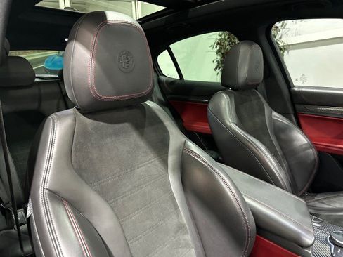 Used 2018 Alfa Romeo Stelvio Quadrifoglio w/ Driver Assist Dynamic Package AWD/4WD image 53