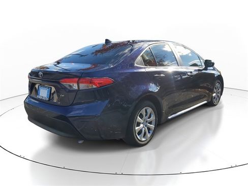 Used 2024 Toyota Corolla LE image 6