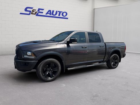 Used 2022 RAM 1500 Warlock AWD/4WD image 1