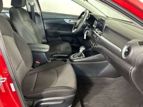 Used 2023 Kia Forte LXS FWD image 28
