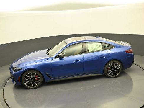 New 2026 BMW 430i xDrive w/ M Sport Package AWD/4WD image 33