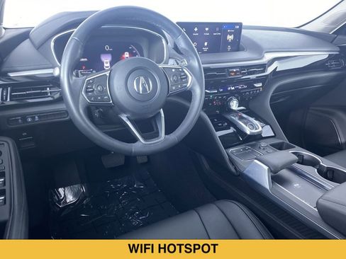 Used 2024 Acura MDX SH-AWD image 2