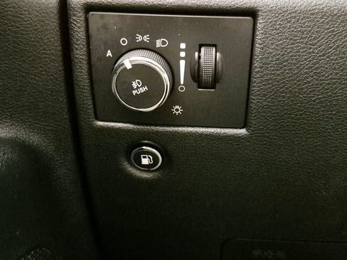 Used 2014 Jeep Grand Cherokee Limited AWD/4WD image 18