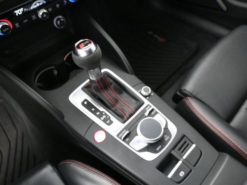 Used 2018 Audi RS 3 AWD/4WD image 33