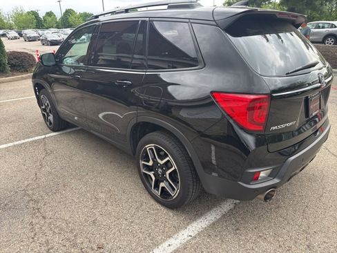 Used 2023 Honda Passport Elite image 11