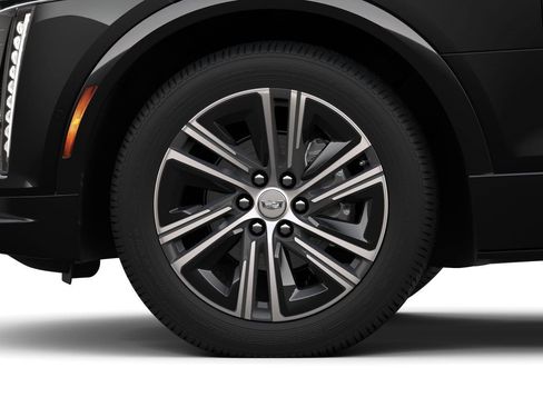 New 2025 Cadillac Lyriq Luxury w/ LPO, Floor Liner Package AWD/4WD image 31