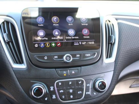 Used 2024 Chevrolet Malibu LT FWD image 23