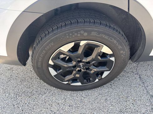 Used 2024 Kia Sorento S AWD/4WD image 33