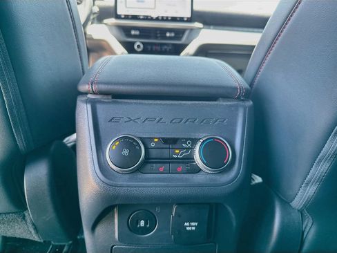 Used 2025 Ford Explorer ST-Line w/ Premium Package RWD image 22