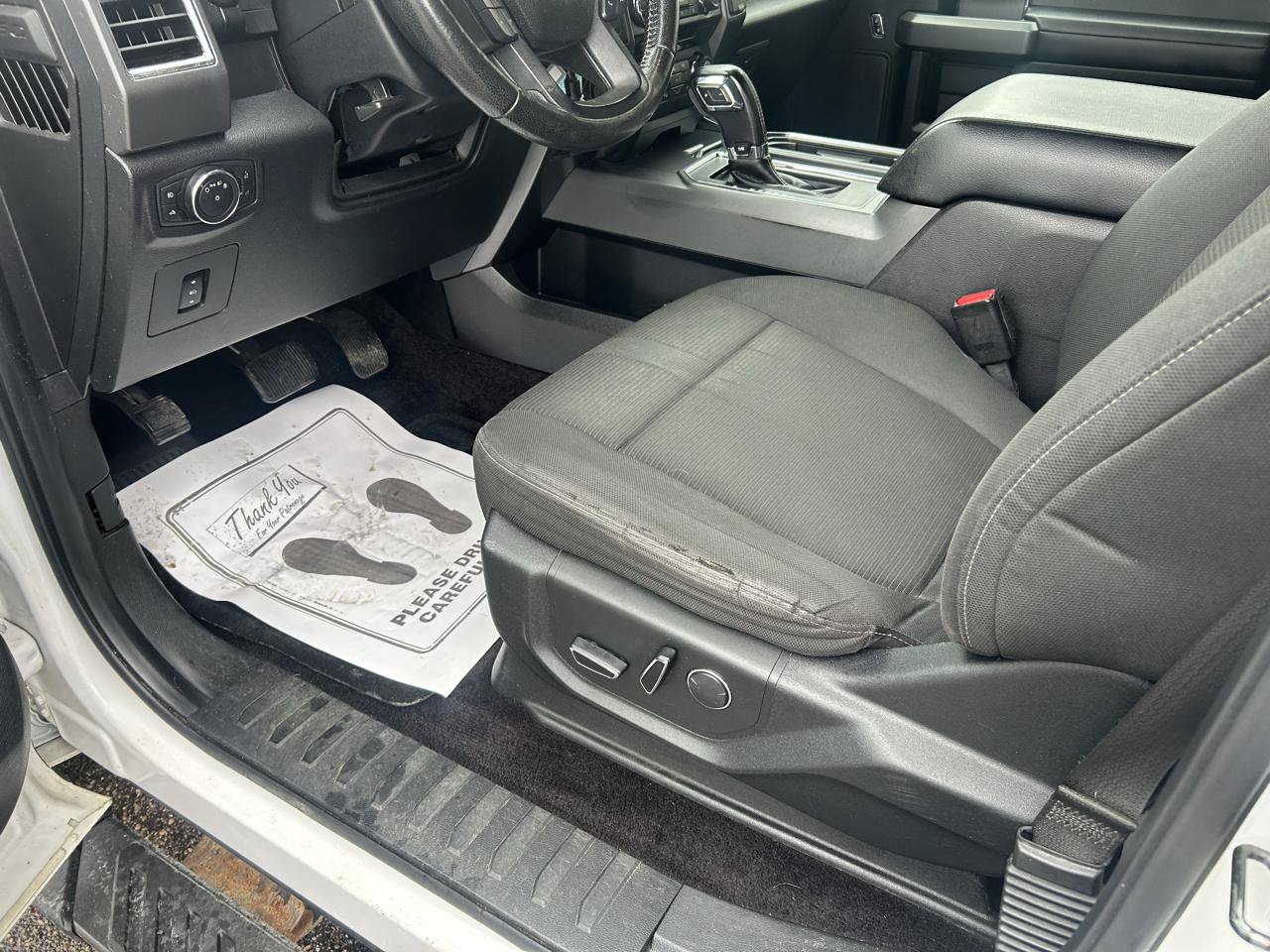 Used 2016 Ford F150 XLT w/ Equipment Group 302A Luxury AWD/4WD image 10