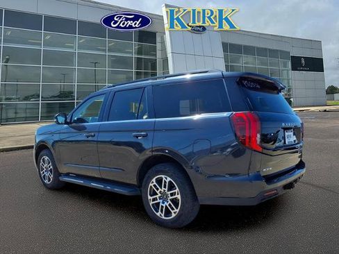 Certified 2025 Ford Expedition Active image 3