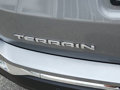 Certified 2024 GMC Terrain SLT w/ Tech Package AWD/4WD image 30