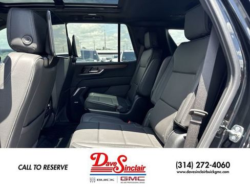 New 2026 GMC Yukon Denali w/ Denali Reserve Package AWD/4WD image 23