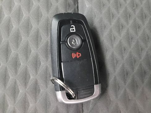 Used 2020 Ford Escape SE FWD image 32