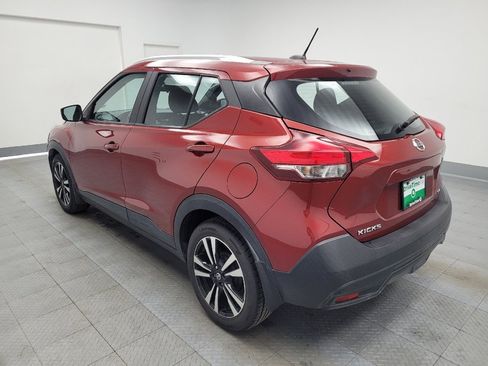 Used 2018 Nissan Kicks SV image 5